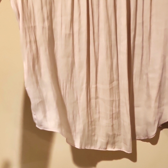 Elie Tahari Pale Beige Long-Sleeve Button-Down Blouse - Picture 6 of 6